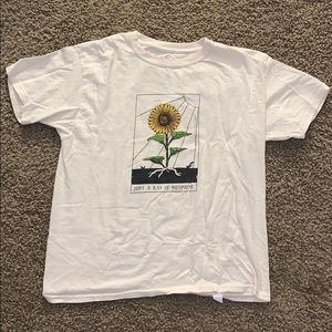 URBAN OUTFITTERS TEE!